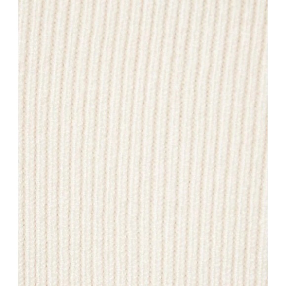 Dynamite v Neck Sweater - Picture 3 of 6